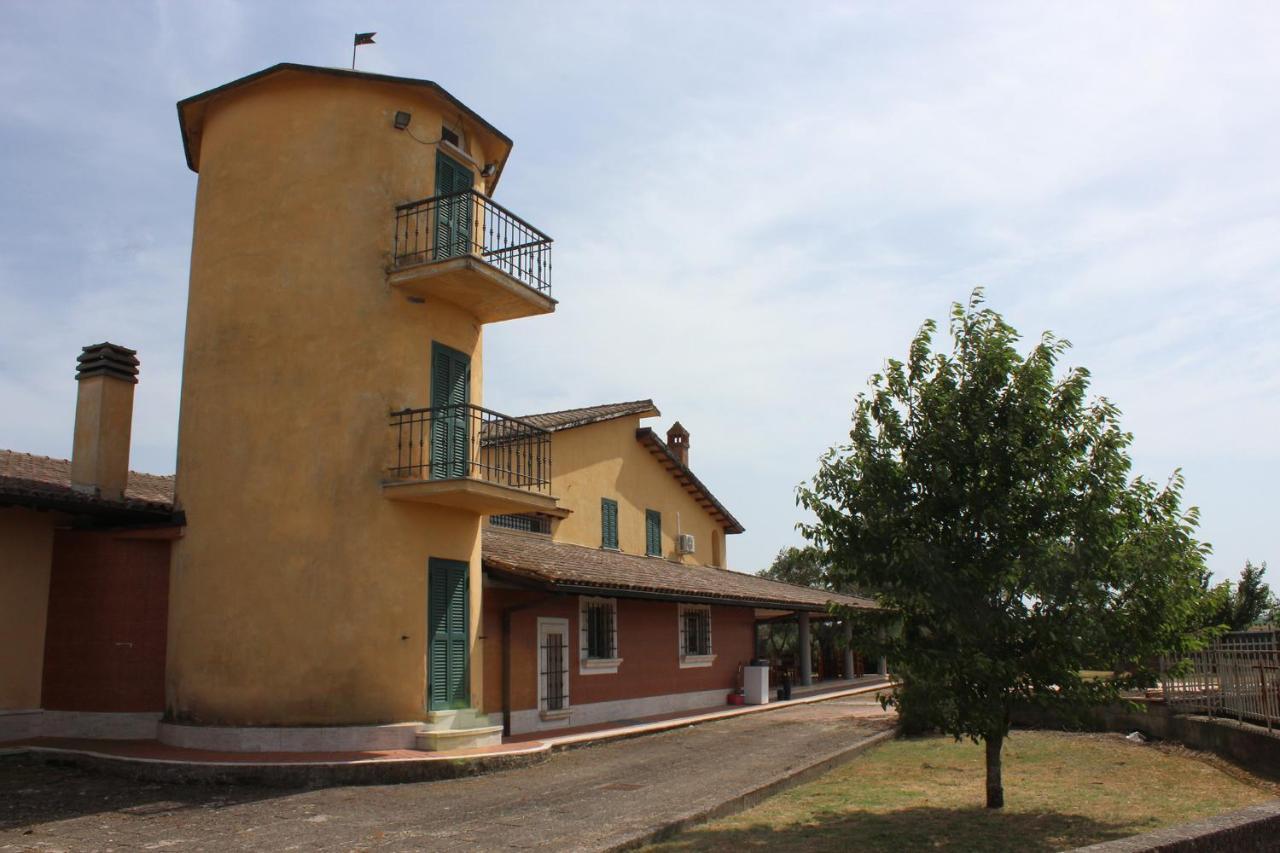 Il Granaio Del Pavone Nepi Exterior foto